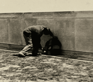 Capt Frank Woodhouse - Laying the Helles Memorial Wreath